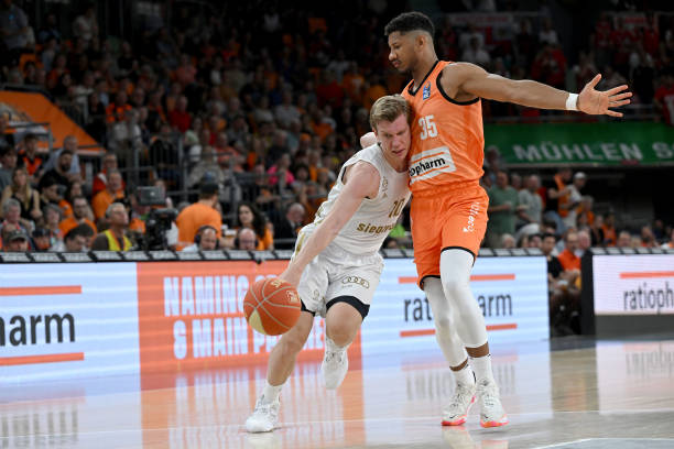 正说明他对 正说明他对